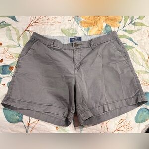 Old Navy Gray Chino Shorts- Size 6
